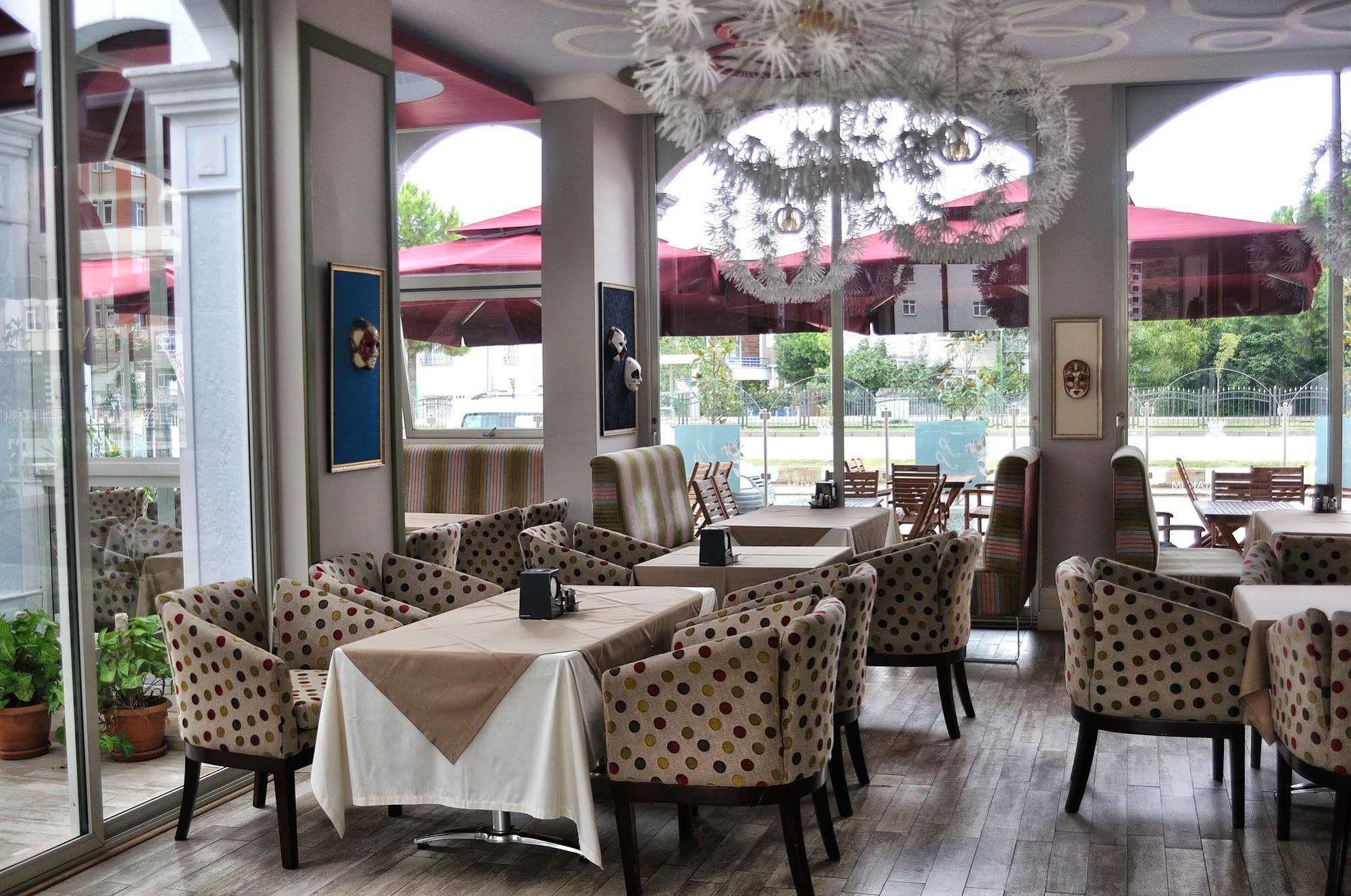 Grand Atakum Hotel Σαμψούντα Εξωτερικό φωτογραφία